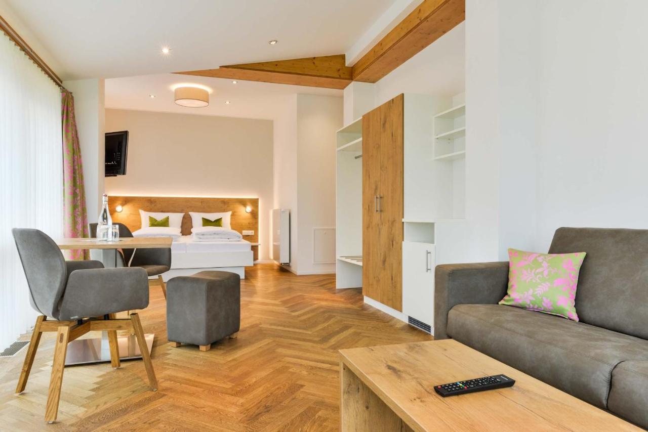 Bett'N Glueck - Uebernachtung & Fruehstueck Bed and Breakfast Zusmarshausen Εξωτερικό φωτογραφία
