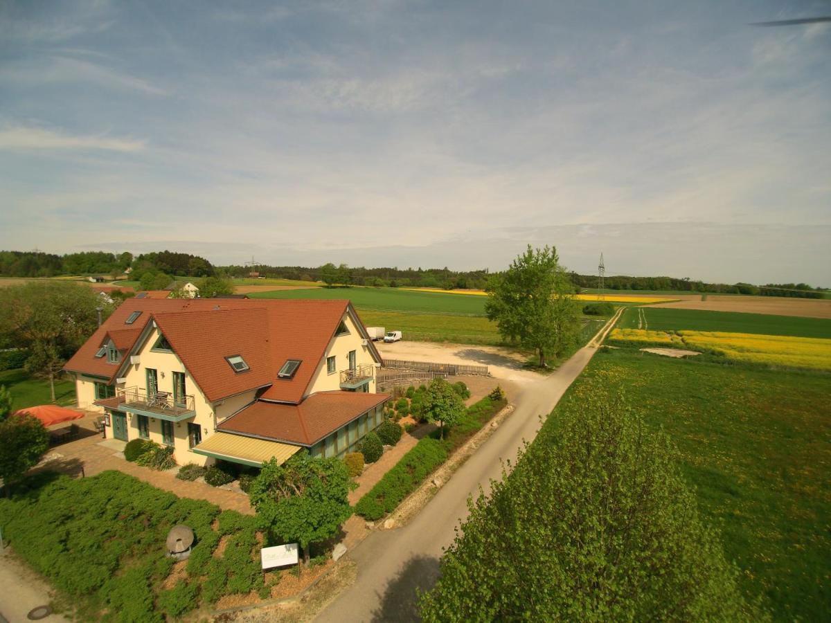 Bett'N Glueck - Uebernachtung & Fruehstueck Bed and Breakfast Zusmarshausen Εξωτερικό φωτογραφία